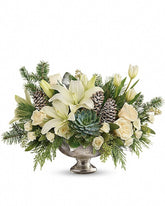 Winter Wilds Centerpiece